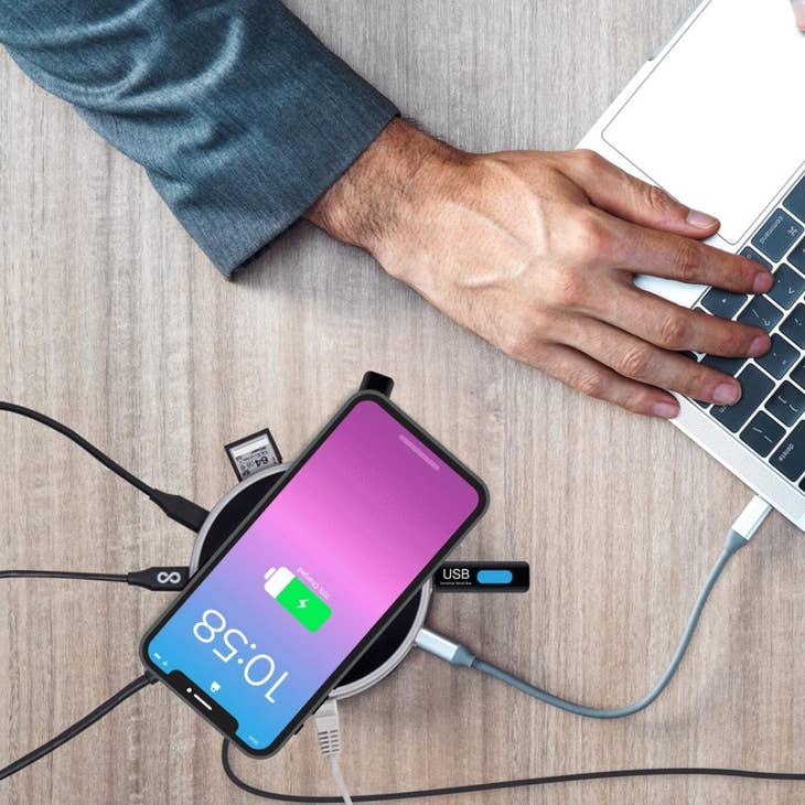 12in1 WIRELESS CHARGING HUB